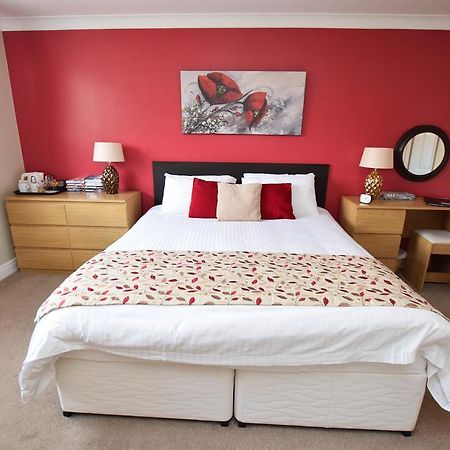 גרייט דנמאו Dunmow Guest House מראה חיצוני תמונה
