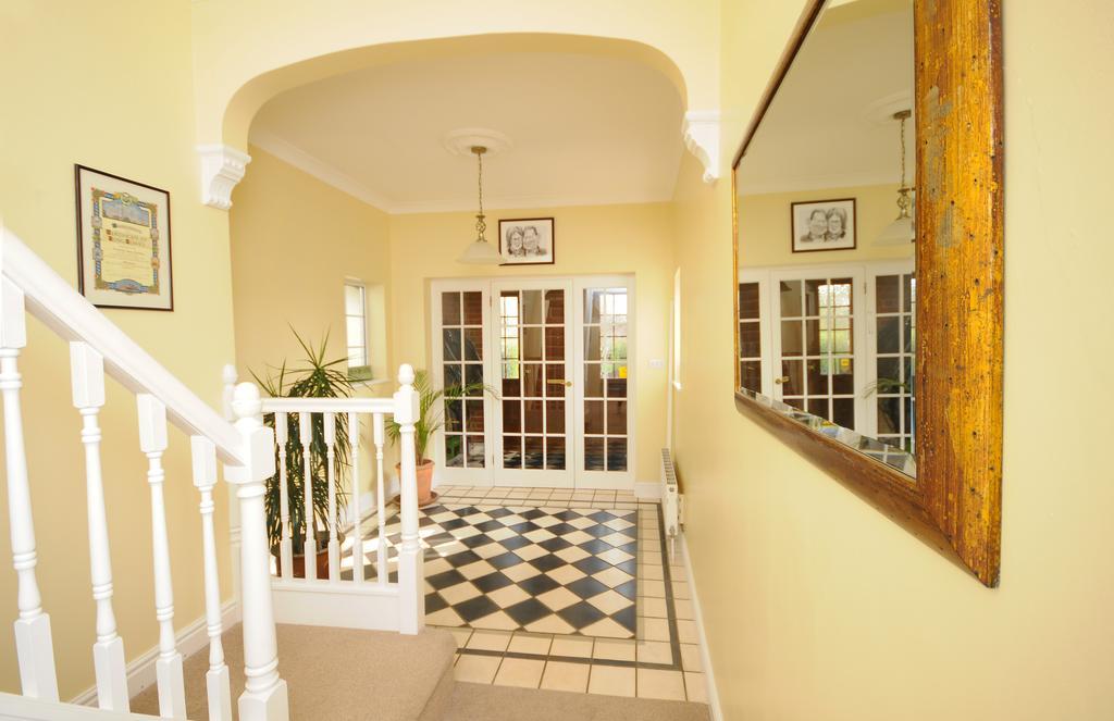 גרייט דנמאו Dunmow Guest House מראה חיצוני תמונה