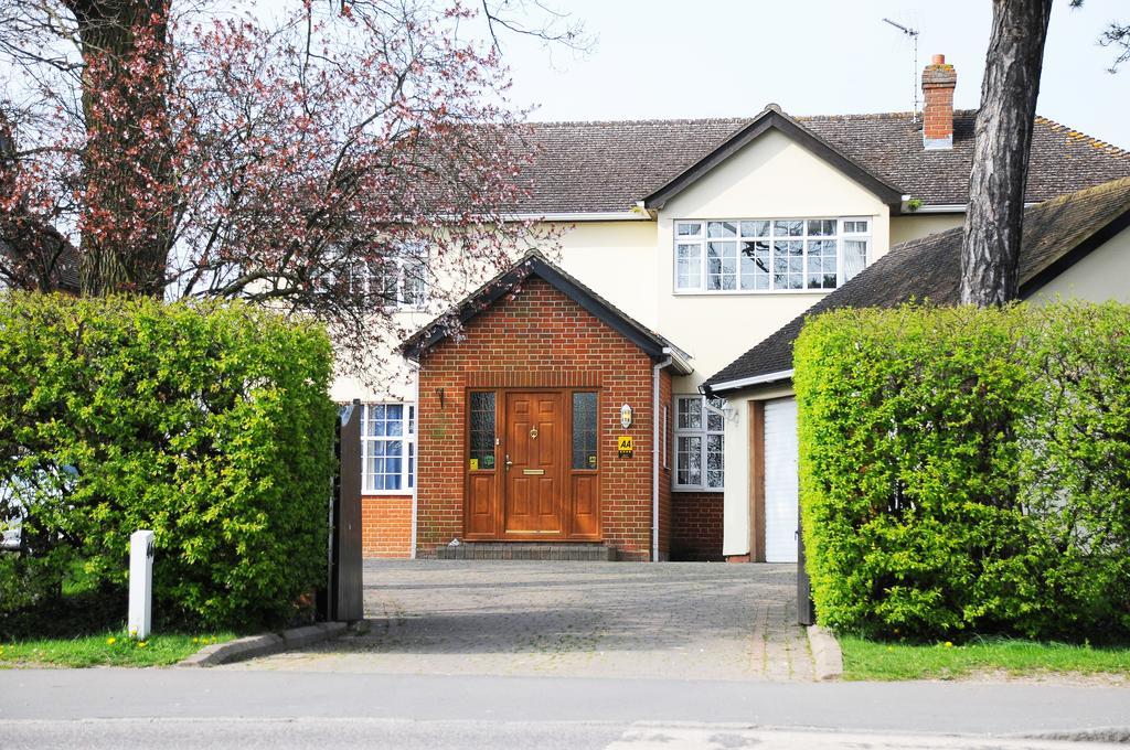גרייט דנמאו Dunmow Guest House מראה חיצוני תמונה